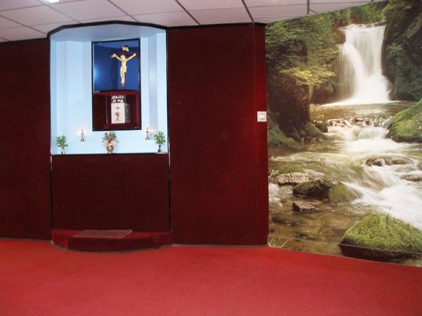 57IIS-Prayer-Room-